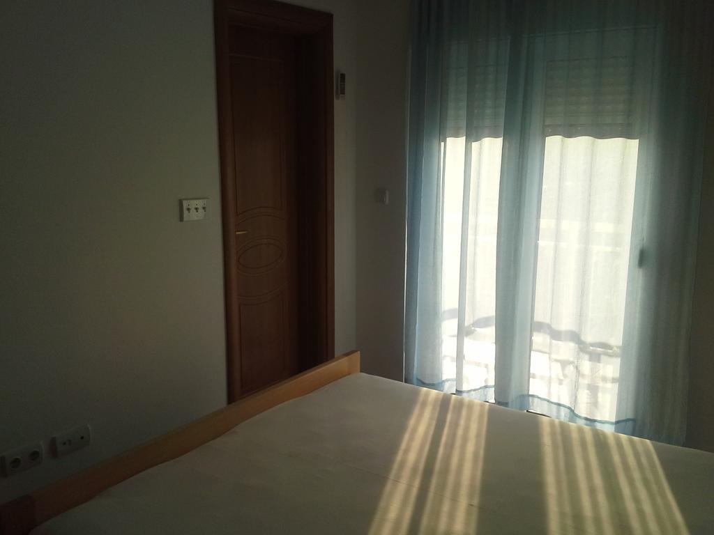 Apartments Parapid Будва Стая снимка